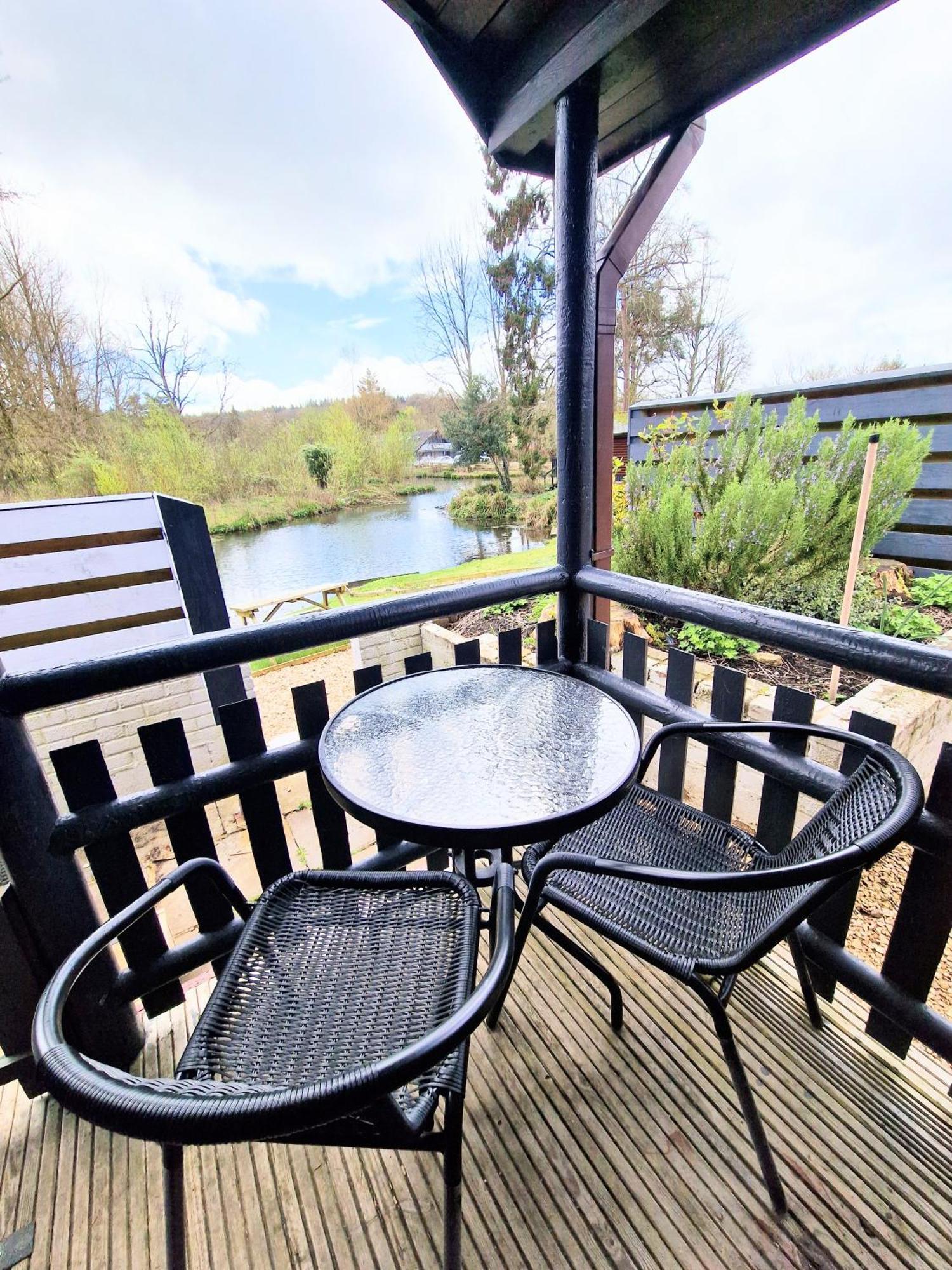 Otter 3 Huntersmoon-Warminster-Bath-Salisbury Exterior foto
