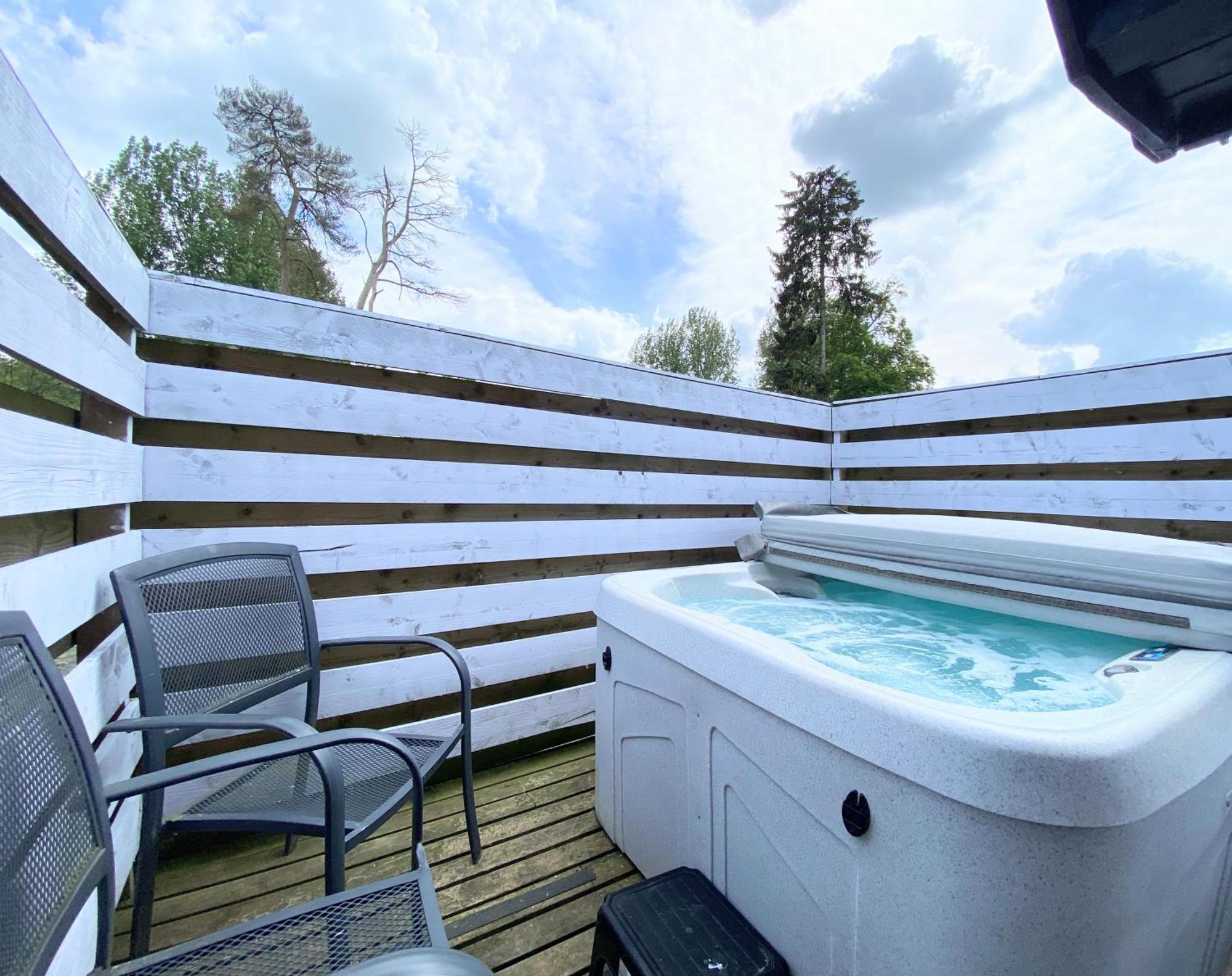 Otter 3 Huntersmoon-Warminster-Bath-Salisbury Exterior foto